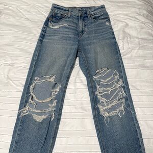 American Eagle Women’s Ripped Jeans size 0